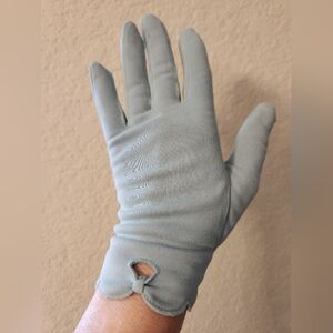 Vintage, Elegant Light Blue Gloves, Small